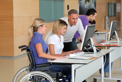 Le CPF des travailleurs handicapés est alimenté à hauteur de 800 euros par an et plafonné à 8 000 euros