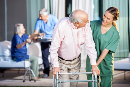 Métiers du soin, du grand âge et du handicap. L’État lance en urgence une campagne de recrutement et de formation