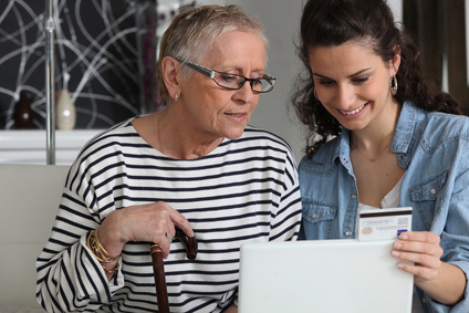 Un rapport parlementaire sensibilise sur la question de l’emploi des femmes seniors